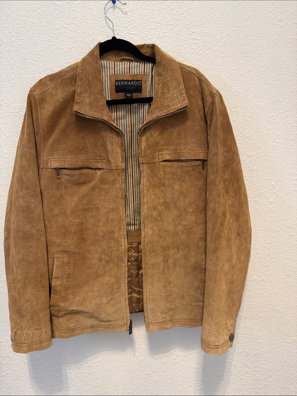 Bernardo Men’s Suede Jacket in Camel Brown